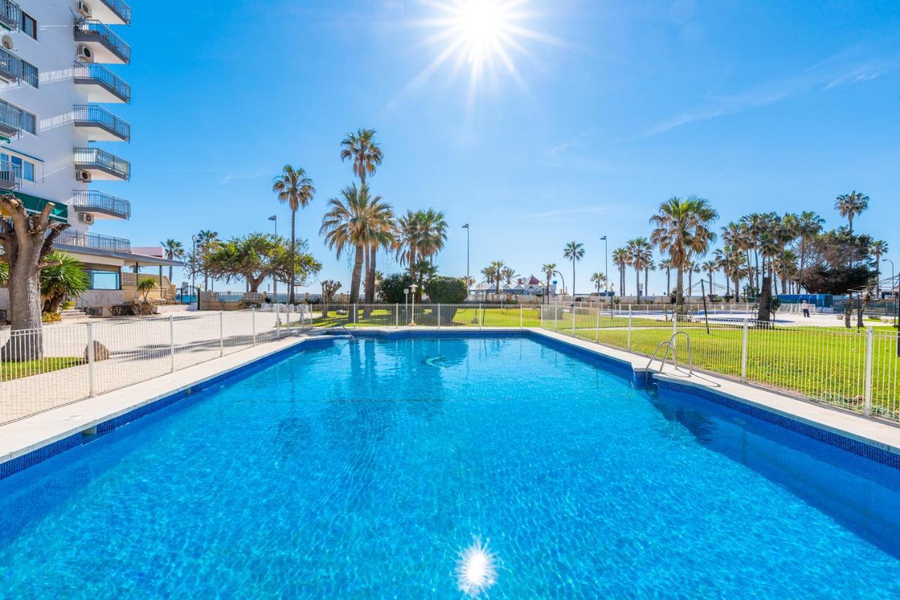 Sunny Seaside Apartment Arroyo De La Miel Exterior foto